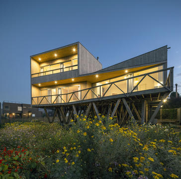 Gallery of Women House / Ignacio Correa  - 5