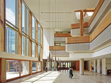 Edificio Richard Ivey / Hariri Pontarini Architects