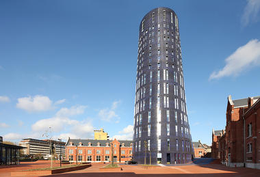 Police Headquearters & Charleroi Danses / Ateliers Jean Nouvel  + MDW Architecture
