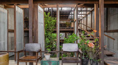 Gallery of House in Chau Doc / NISHIZAWAARCHITECTS  - 27