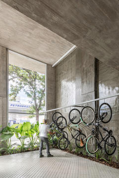 Gallery of Pueyrredón 1101 Building / Pablo Gagliardo  - 18
