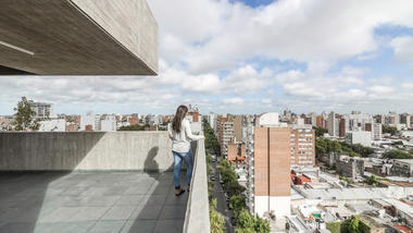 Gallery of Pueyrredón 1101 Building / Pablo Gagliardo  - 6