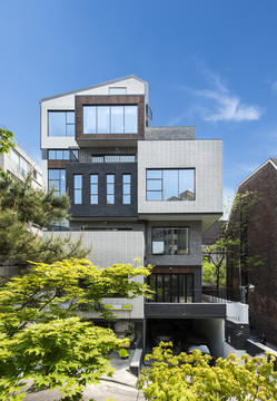 Brick Cubes / Design Guild
