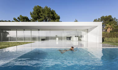 Casa sobre los olivos / Gallardo Llopis Arquitectos