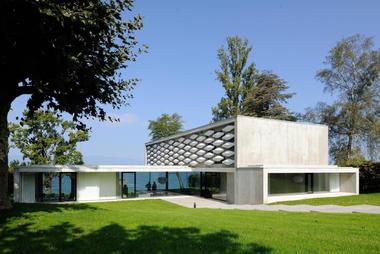 “会呼吸的立面” House on the Lake / AUM architecture