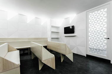 Dental Clinic in Porto / Ren Pepe Arquitetos