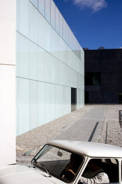 Gallery of Municipal Theater of Guarda / AVA Architects  - 10
