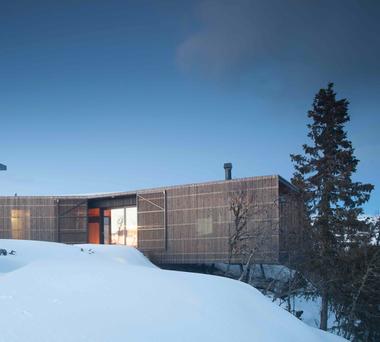 Cabin Kvitfjell  / Lund Hagem Architects