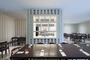 Gallery of A Simple Brick Interior / Pencil Office  - 3