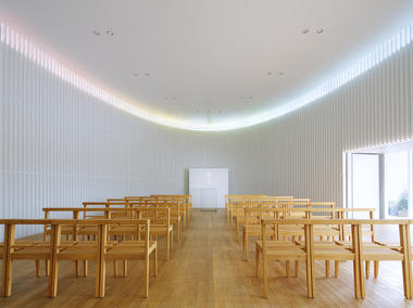 Rainbow Chapel / Kubo Tsushima Architects