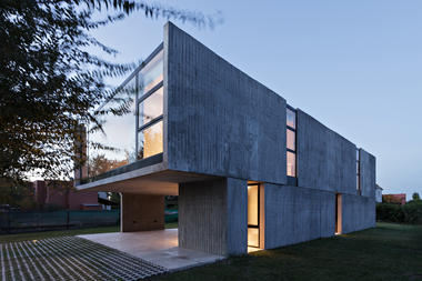 Gallery of House in La Comarca / Anibal Bizzotto + Diego Cherbenco  - 15