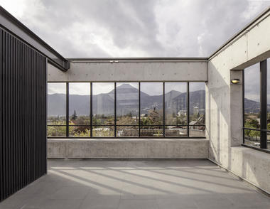 Gallery of Multicarpet Rollux Showroom  / +arquitectos  - 2
