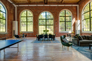 Gallery of Yarn Works / The Architectural Team  - 2