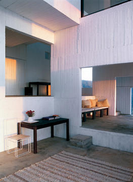 Gallery of Poli House / Pezo von Ellrichshausen  - 4