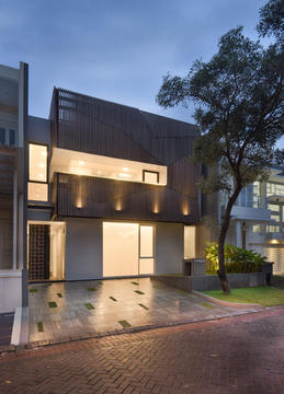 Gallery of ‘S’ HOUSE / Simple Projects Architecture  - 33