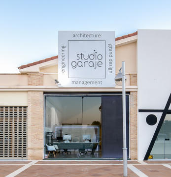 Oficinas Studiogaraje / Studiogaraje arquitectura