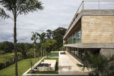 Gallery of Casa Claros / Sommet  - 1