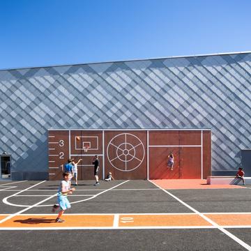 Rotebro 体育馆  / White Arkitekter
