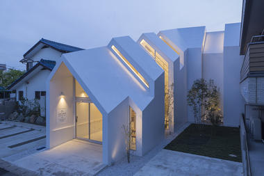 朝日町诊所 / hkl studio