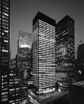 Gallery of AD Classics: Seagram Building / Mies van der Rohe  - 1