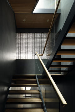 Gallery of Optical Glass House / Hiroshi Nakamura & NAP  - 8