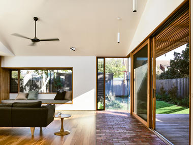 Gallery of Light Saw House / Zen Architects  - 6