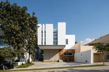 Aldebarán House / Haro Arquitectos