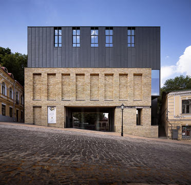 Teatr na Podoli / Drozdov & Partners