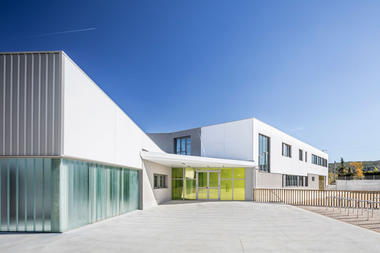 Galeria de Escola Guerau de Peguera / taab6  - 23