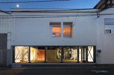 Gallery of House in Nobeoka / Schemata Architects  - 1
