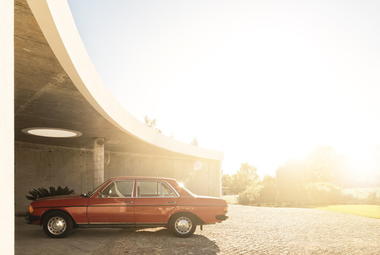 10 Stylish Images of Cars and Architecture: The Best Photos of the Week