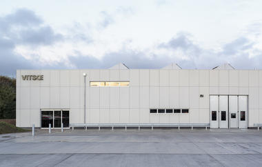 Gallery of Vitsœ HQ and production building / Vitsœ and Martin Francis  - 8