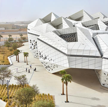 Gallery of The 50 Most Popular Architecture Photographs of 2017  - 15