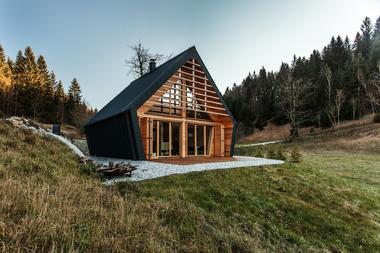 Casa de Madeira / studio PIKAPLUS