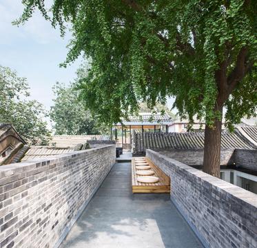 Gallery of Xiezuo Hutong Capsule Hotel in Beijing / B.L.U.E. Architecture Studio  - 4