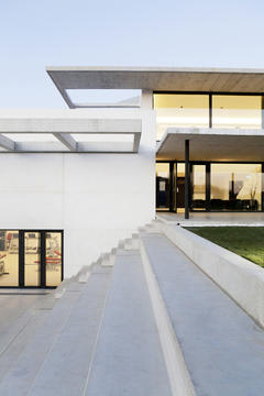 Proyecto Hombre / Elsa Urquijo Arquitectos