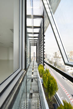 Galería de Edificio White Office / BNS Studio  - 9
