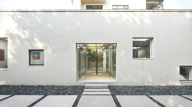 BMLZ北京工作室 / 堤由匡建筑设计工作室