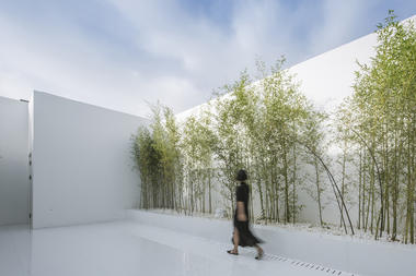 Gallery of Best Modern Examples of Ancient Courtyard Renovations in China  - 13