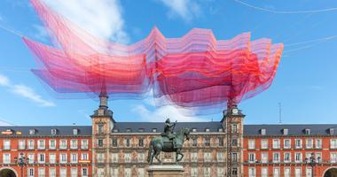 Janet Echelman Suspends Time-Inspired Net Sculpture Over Madrid's Plaza Mayor