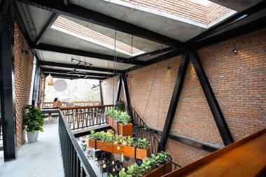 Gallery of MƯA Coffee Shop / 85 Design  - 48