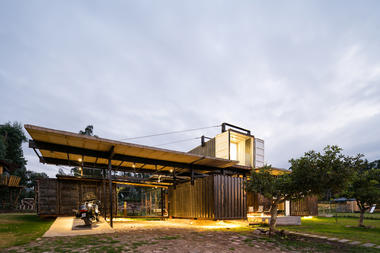 Gallery of Method in Modular: 10 Floor Plans Using Shipping Container Architecture  - 34
