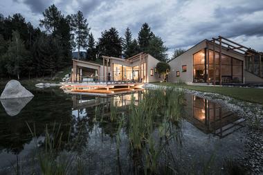 Seehof 酒店：远观有山色，近听水无声 / noa* network of architecture