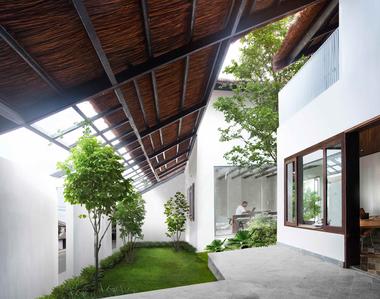 Gallery of The Country House / 1+1>2 Architects  - 6