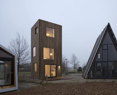 Micro House Slim Fit / ANA ROCHA architecture