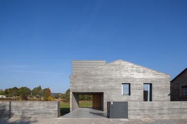 House Santa Maria / Pedro Henrique 