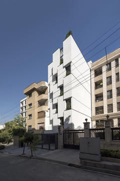 Kar – Khaneh Office Building / DOT Architects