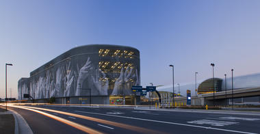 Gallery of Norman Y. Mineta San Jose International Airport Terminal B / Fentress Architects  - 11
