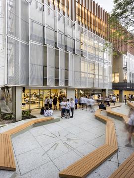 Bradesco 基金学校 / Shieh Arquitetos Associados