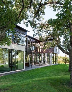 Gallery of Lake Waconia House / ALTUS Architecture + Design  - 12